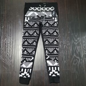 NWT Brooklyn Standard Joggers L (34x31) Adult Fleece Drawstring Black Wh…